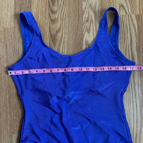 Vintage Cobalt Blue One-Piece Swimsuit (XL) with Striped Ribbed Fabric - Picture 6 of 10